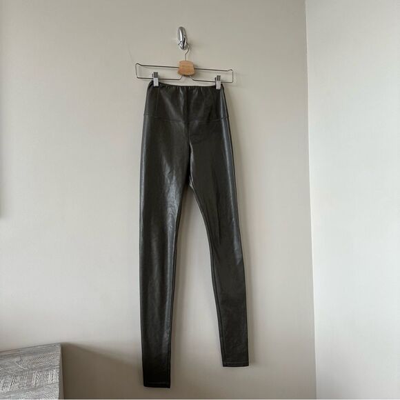 Aritzia-Wilfred Olive Faux Leather Daria Pant - Picture 4 of 14